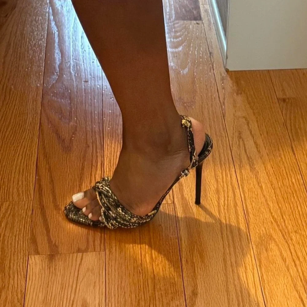 Zara Black and Gold Strappy Sandals - Picture 4 of 4